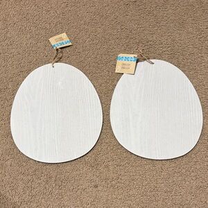 White Egg-Shaped Hanging Decor